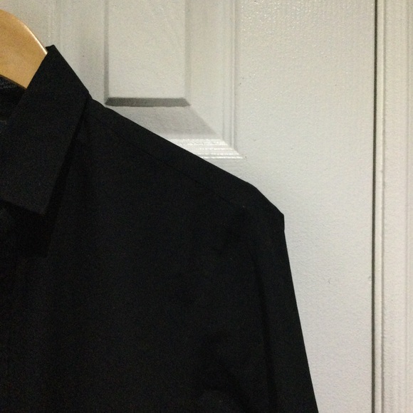 Arrow Classic Black Timeless Dress Shirt - Picture 5 of 6